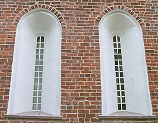 Spitzbogenfenster Ostgiebel